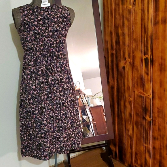 Vintage Rose Dress - Picture 4 of 6